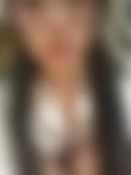 Yiyi-707's Webcam Show