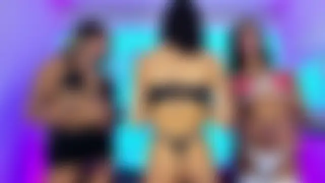 The_Hot_Ts_Dolls' Live Sex Cam Show