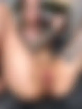 mc-Olivia's Live Sex Cam Show