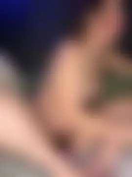 chellerayy's Webcam Show