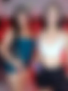 royalgirls_x's Webcam Show