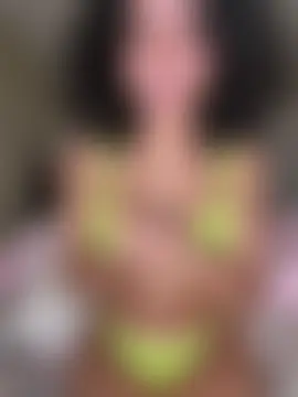 Kiki_hammyy's Webcam Show