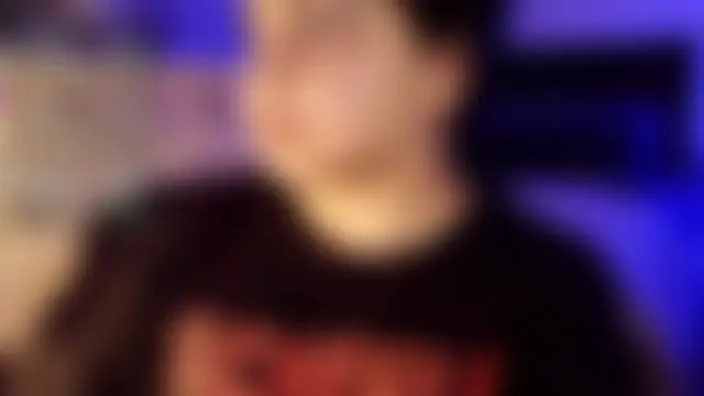 kimmiakiss22's Webcam Show