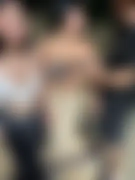 royalgirls_x's Webcam Show