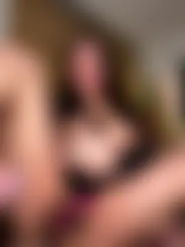 BustiBunny69's Webcam Show