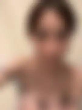 ericiii's Live Sex Cam Show