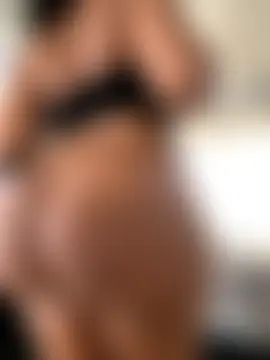 Mercedes_555's Webcam Show