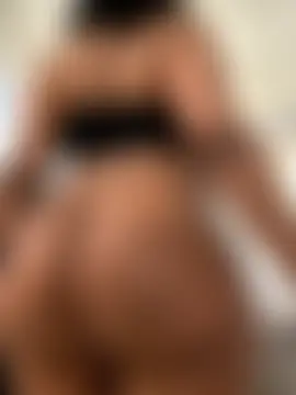 Mercedes_555's Webcam Show