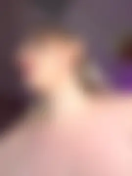 HugeBoobsAlice's Webcam Show