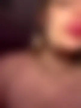 HugeBoobsAlice's Webcam Show