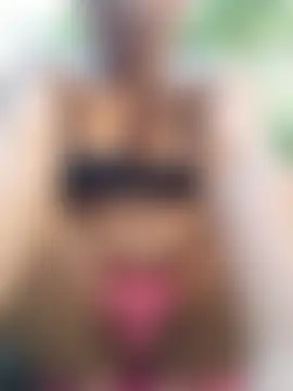 hot-mom22's Webcam Show