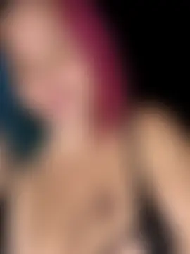 Courdles' Live Sex Cam Show