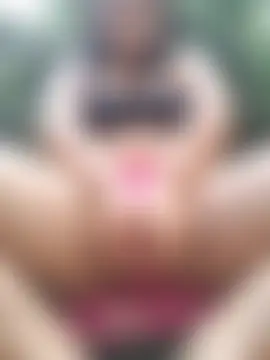 hot-mom22's Webcam Show