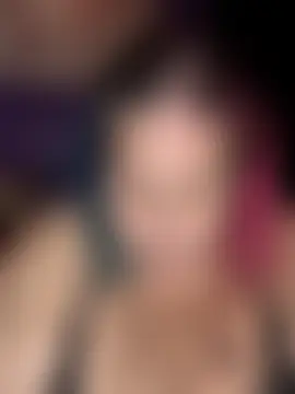 Courdles' Live Sex Cam Show