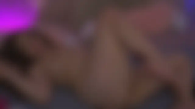 GentleAdellee's Live Sex Cam Show