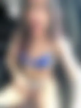 YourQueen18's Webcam Show