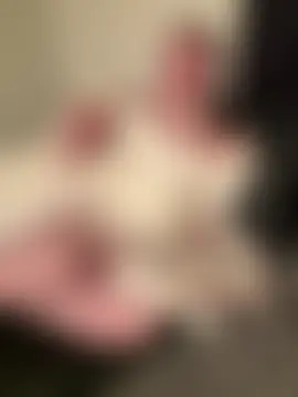 GingerSnap33's Webcam Show