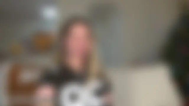 boomboomr00m's Webcam Show