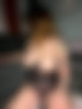 _naomidiz's Live Sex Cam Show