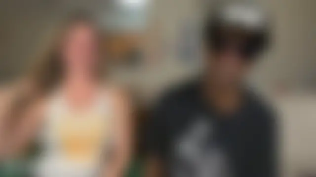 boomboomr00m's Webcam Show