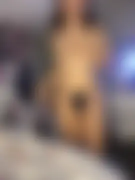 maisie_goldxx's Webcam Show