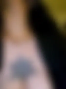 BustyVampyre's Webcam Show