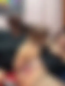 Suyin_squirt22's Webcam Show