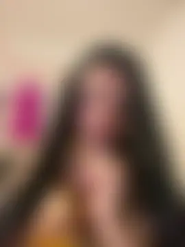 Briana_lrs' Live Sex Cam Show