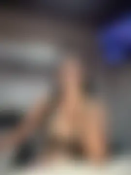 Sofia_Collins-'s Webcam Show