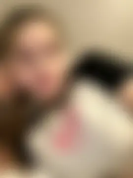 HornyGirlH's Webcam Show