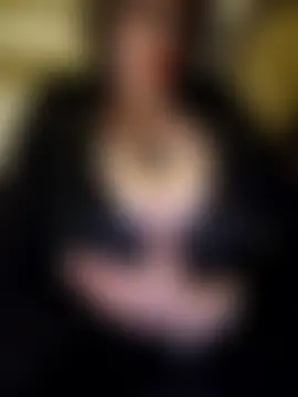 BustyVampyre's Webcam Show