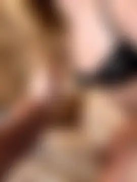 rileylovesyou's Live Sex Cam Show