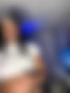 IntrovertedUnicorn's Webcam Show