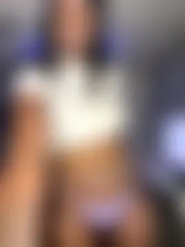 IntrovertedUnicorn's Webcam Show