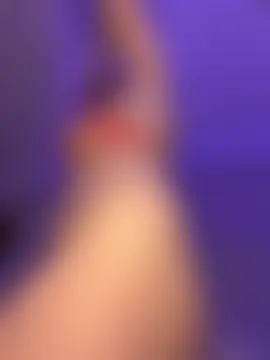 HugeBoobsAlice's Webcam Show