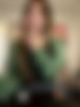 aly_golden_'s Webcam Show