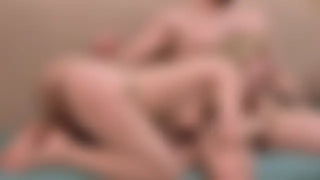 Giweria's Live Sex Cam Show