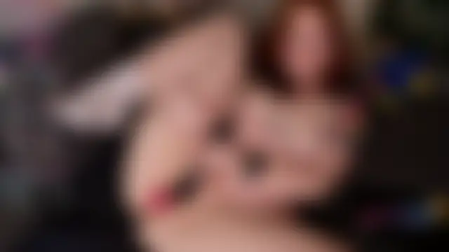 Strawberryfoxx's Webcam Show