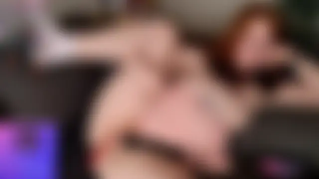 Strawberryfoxx's Webcam Show