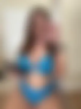 MaggyMayI's Live Sex Cam Show