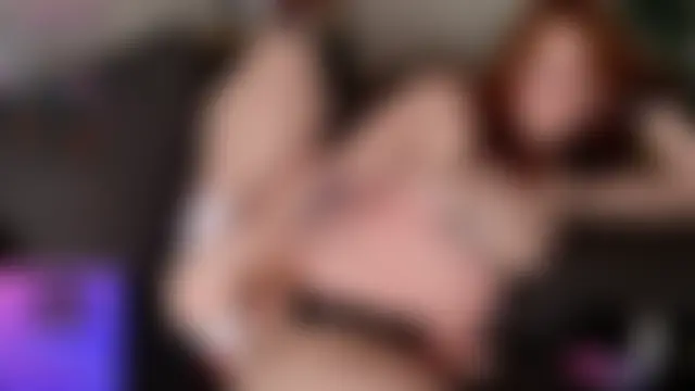 Strawberryfoxx's Webcam Show