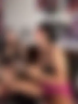 PamelaFtMia's Webcam Show