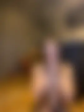 DirtyyoungIna's Live Sex Cam Show