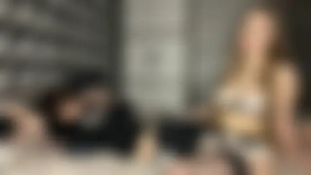 merycouple's Live Sex Cam Show