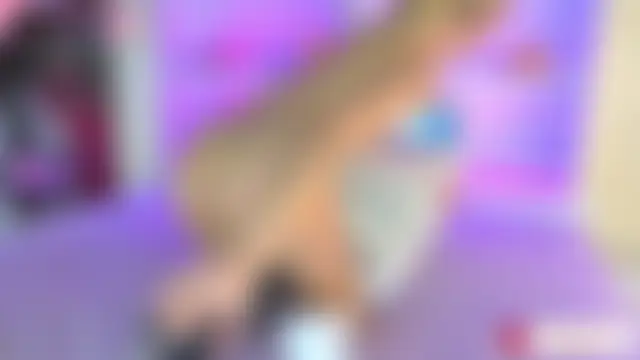 ChiaraLewis' Webcam Show