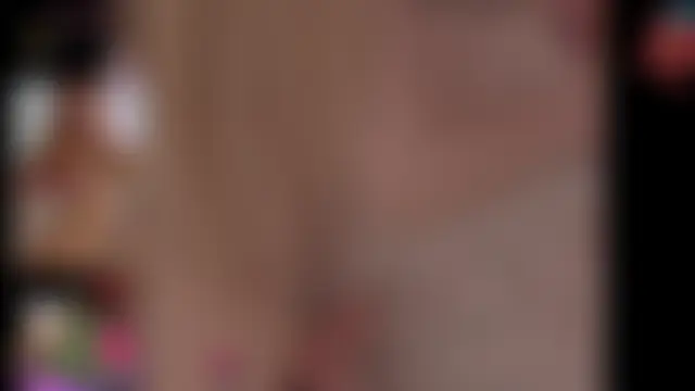 Isabellpink's Live Sex Cam Show