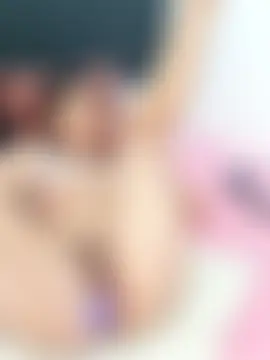 Aleioji10's Live Sex Cam Show