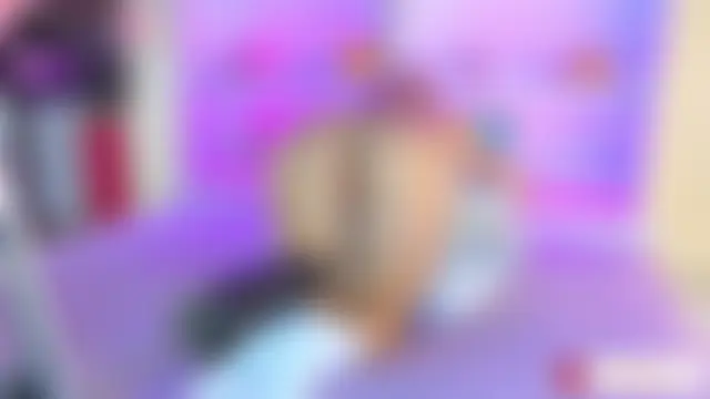 ChiaraLewis' Webcam Show