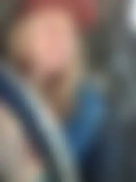 GoldenFlameGoddess' Live Sex Cam Show