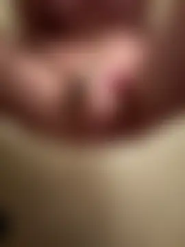 Cherryschiodisegarsi's Live Webcam Show